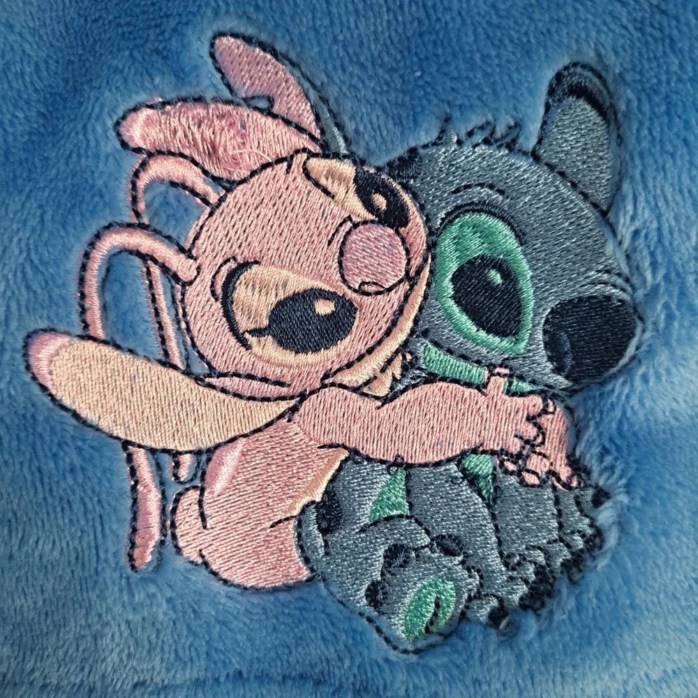 NWT Disney Stitch & Angel Womens Embroidered Fleece Fuzzy Shorts Small